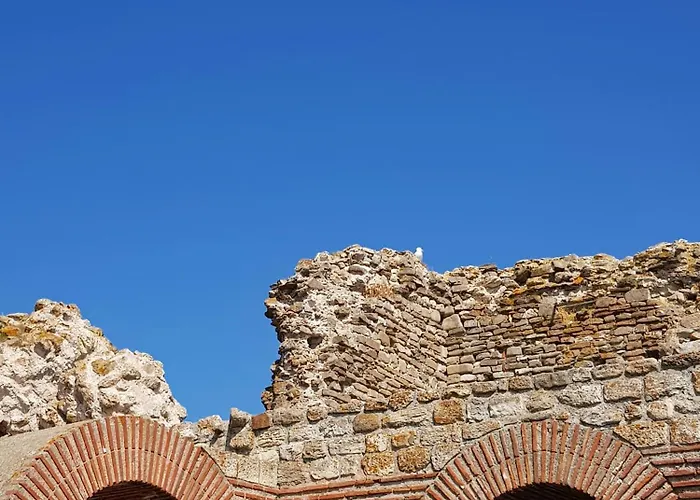 Jolly Νεσέμπαρ