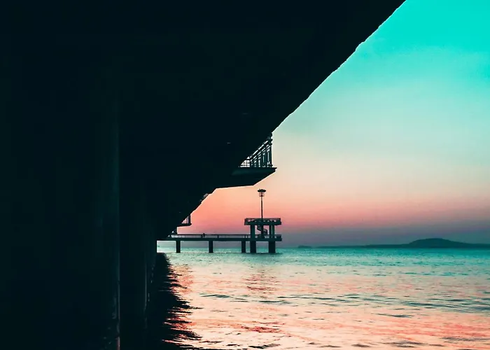 Jolly Νεσέμπαρ